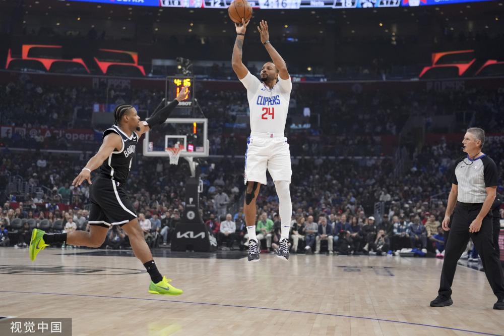 神情专注 神情专注