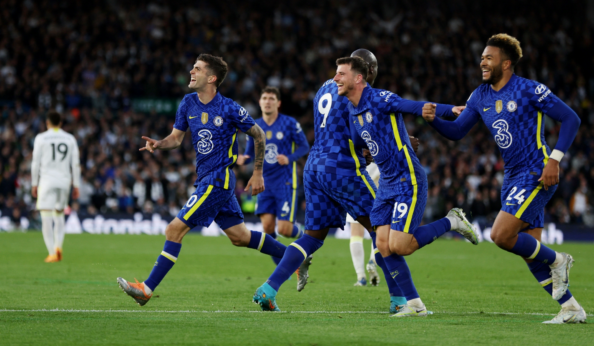 双方在长达 双方在长达