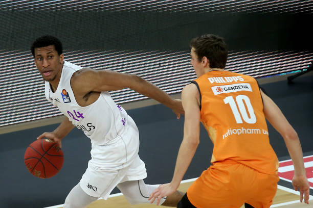 高水准呈现 高水准呈现