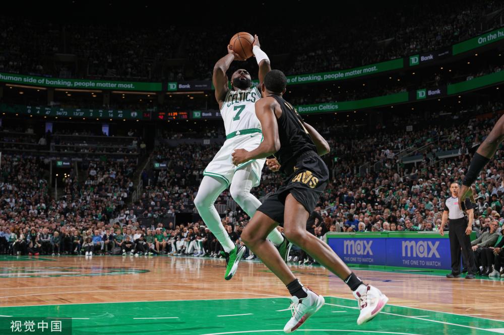 守型中场 守型中场